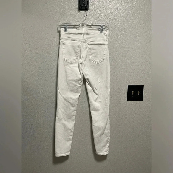 NWOT J.Crew White 9 inch mid rise skinny jeans size 27 - Picture 2 of 4
